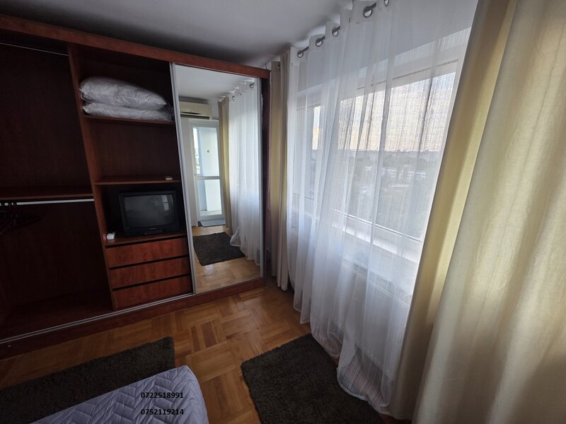 Titan, inchiriere 2 cam., 360 euro/luna